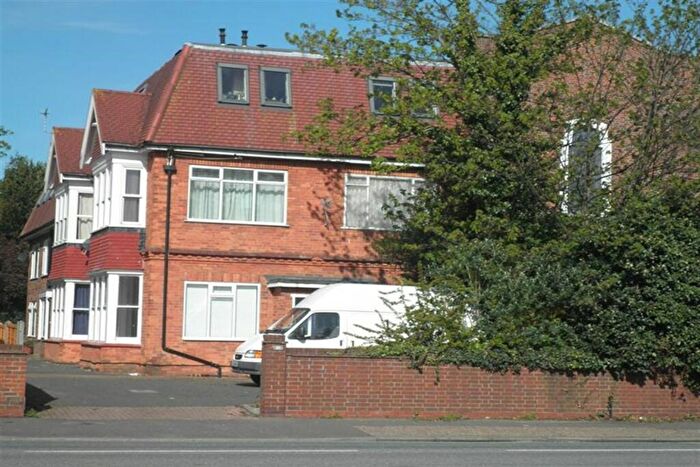 1 Bedroom Flat To Rent In Broadwater Road, Worthing, BN14