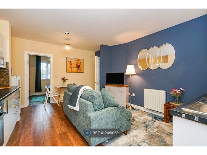 1 Bedroom Flat To Rent In Eccles Town Centre, Eccles, M30