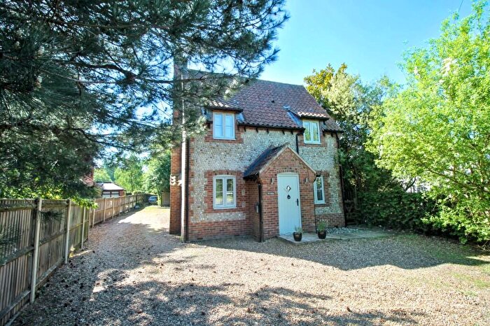 3 Bedroom Detached House To Rent In Fakenham Road, PE31