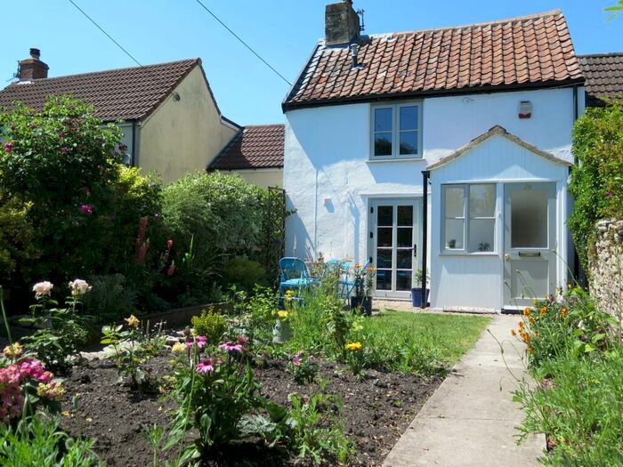 2 Bedroom Cottage For Sale In Green Street, Ston Easton, Radstock, BA3