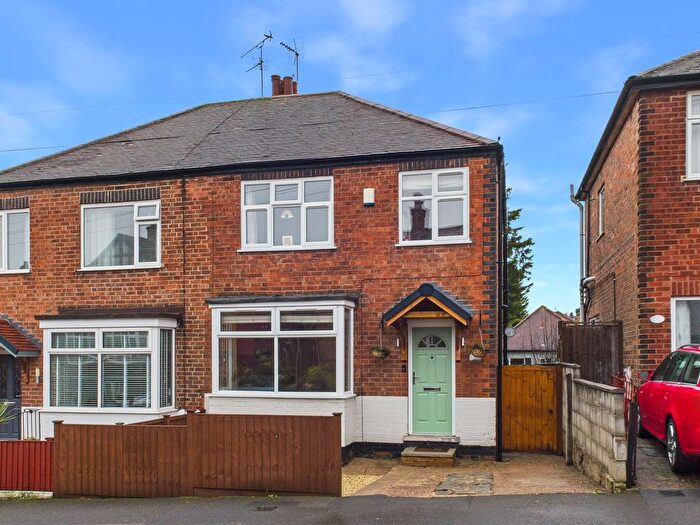 3 Bedroom Semi Detached House For Sale In Bakerdale Road, Nottingham, NG3