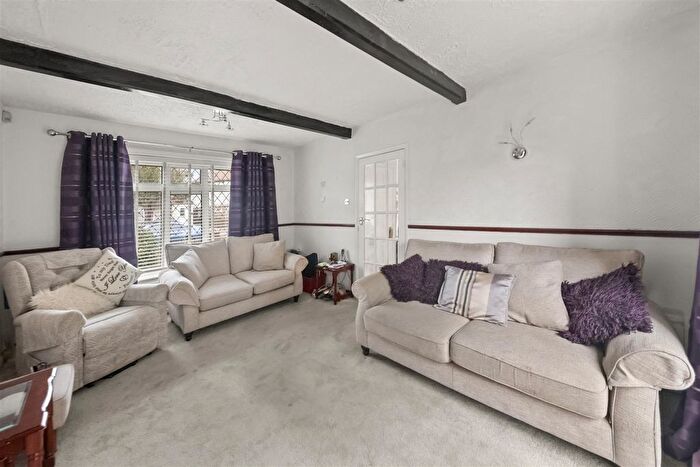 3 Bedroom Semi-Detached House For Sale In West End Lane, Harlington, Hayes, UB3