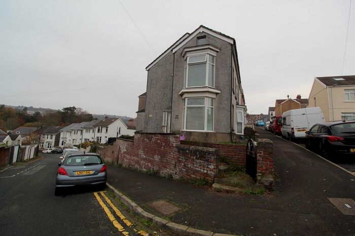 6 Bedroom Terraced House To Rent In Langland Terrace, Brynmill Swansea, SA2