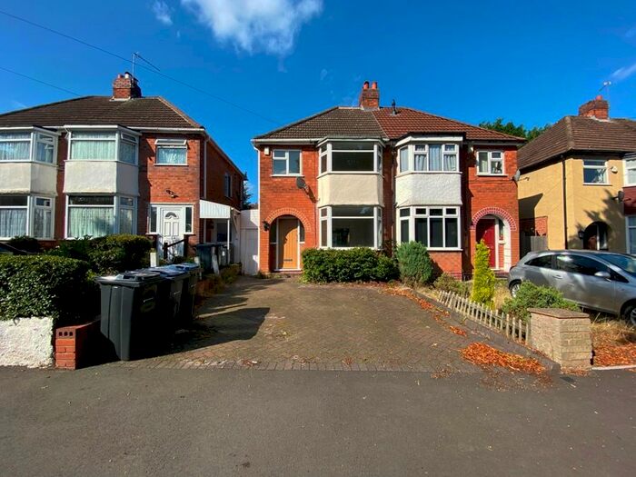 3 Bedroom Semi-Detached House To Rent In Calshot Road, Great Barr, Birmingham, B42