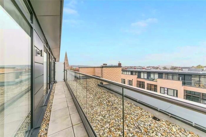 1 Bedroom Flat To Rent In Grove Place, Eltham, London, SE9