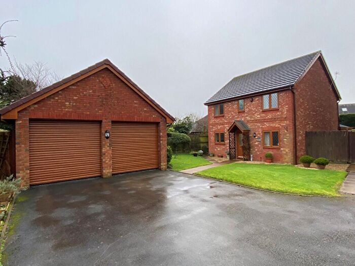 4 Bedroom Detached House For Sale In Mallens Croft, Bramshall, ST14