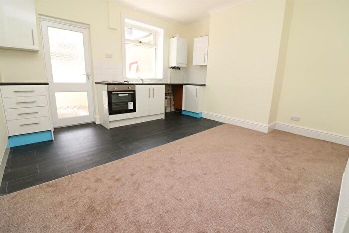 2 Bedroom Terraced House To Rent In Blackburn Road, Great Harwood, Blackburn, BB6