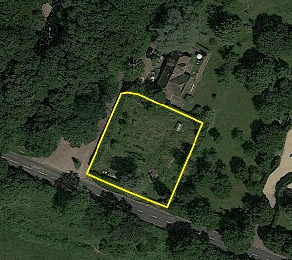 Land For Sale In Main Road, Dibden, Southampton, SO45