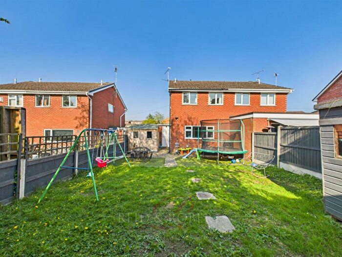 3 Bedroom Semi-Detached House For Sale In Park Avenue, Bryn Y Baal, Flintshire, CH7