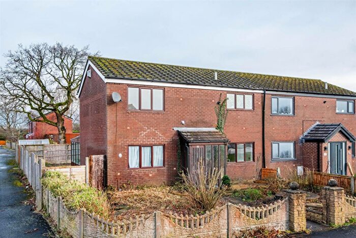 3 Bedroom Semi Detached House For Sale In Wray Crescent, Leyland, PR26