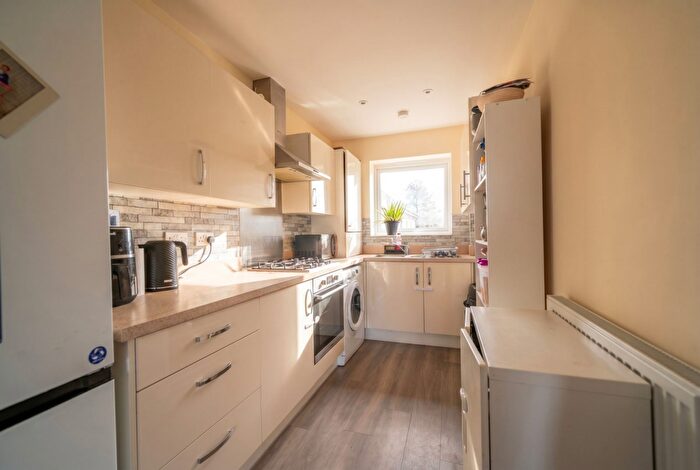 2 Bedroom Apartment For Sale In Armstrong Court, Victoria Crescent, Shirley, B90