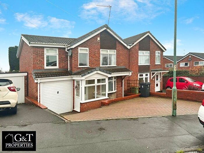 4 Bedroom Semi Detached House For Sale In Southcott Avenue, Brierley Hill, DY5