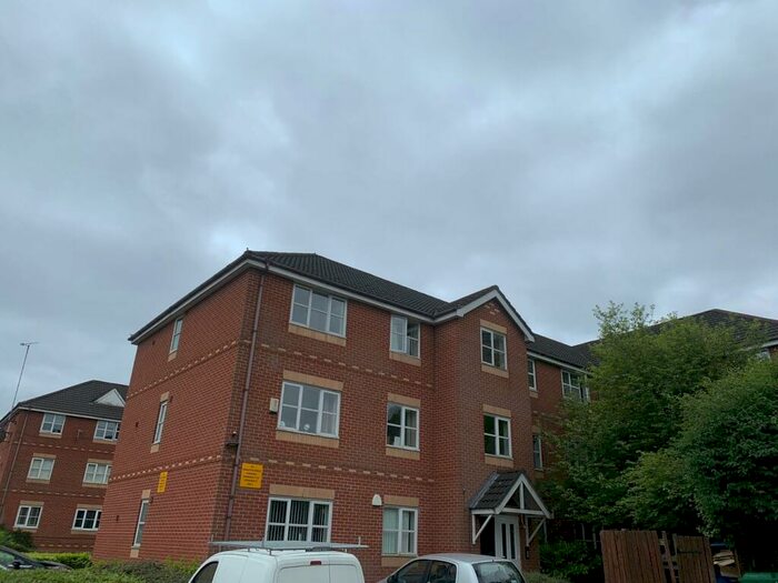 2 Bedroom Apartment To Rent In Georgette Drive, Salford, M3