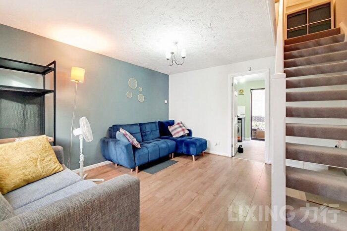 2 Bedroom Terraced House To Rent In Hanover Avenue, West Silvertown, E16