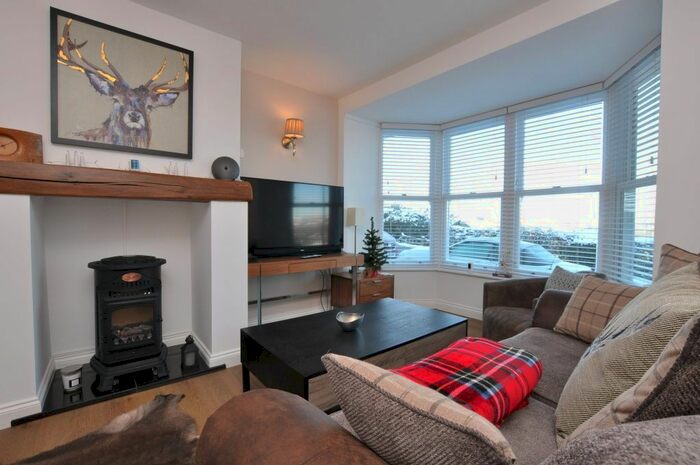 2 Bedroom Flat For Sale In High Street, Castleton, Whitby, YO21