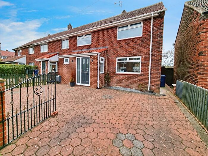 3 Bedroom End Of Terrace House To Rent In Baybridge Road, Westerhope, Newcastle Upon Tyne, NE5