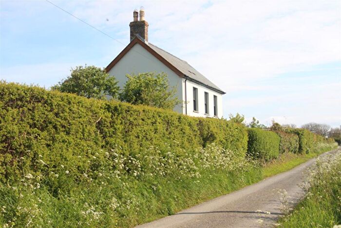 2 Bedroom Detached House For Sale In Blaencelyn, Llandysul, SA44