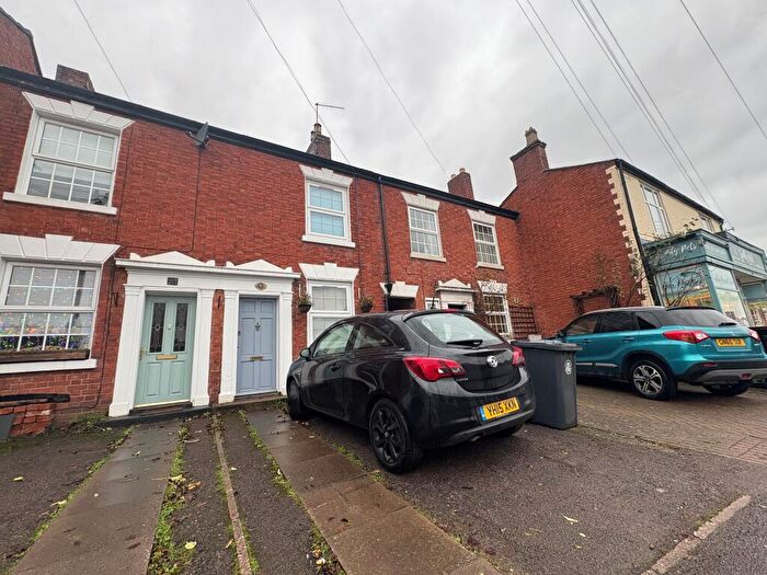 3 Bedroom House To Rent In Alcester Road, Studley, B80