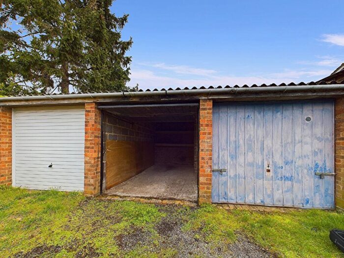 Garages To Rent In Sidcup, Kent, DA14