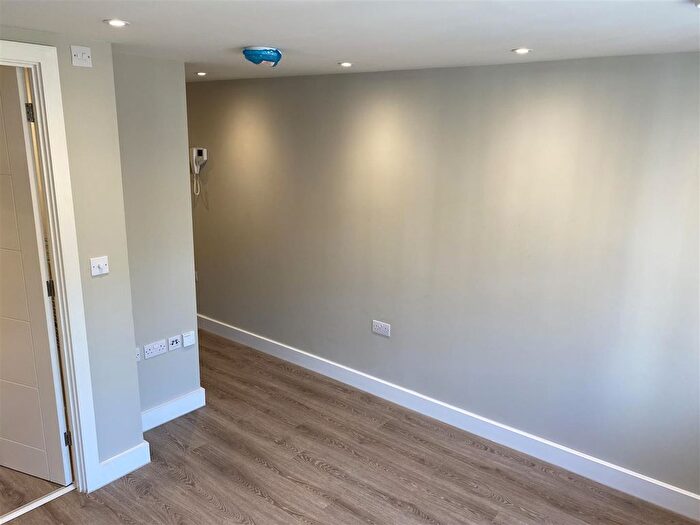 Studio To Rent In Flat, Essex House, Regent Street, Cambridge, CB2