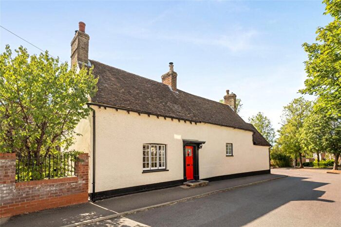 3 Bedroom Detached House For Sale In Brickhill Road, Sandy, Bedfordshire, SG19