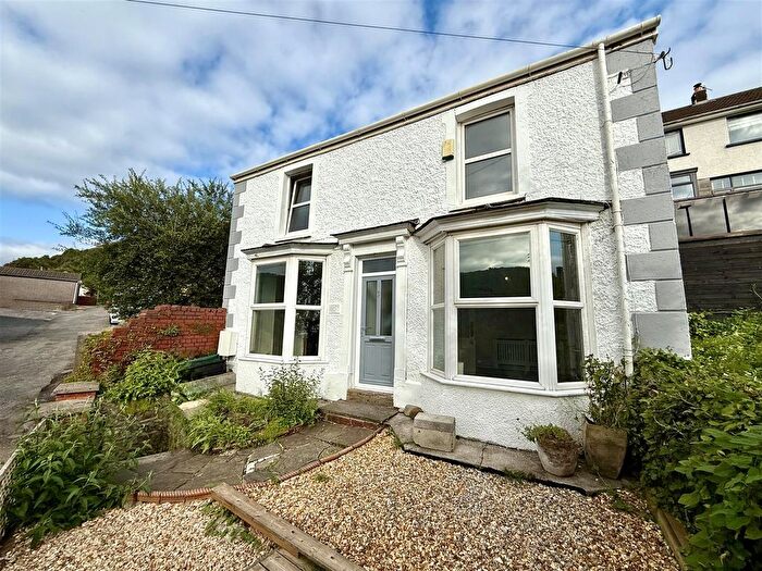 3 Bedroom Detached House For Sale In Lletty Harri, Port Talbot, SA13