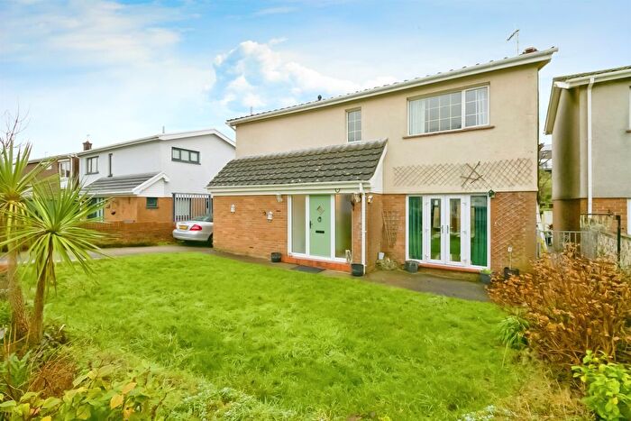 4 Bedroom Detached House For Sale In Heol Yr Ysgol, St. Brides Major, Bridgend, CF32