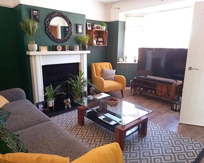 3 Bedroom Semi Detached House To Rent In College Road, Cranwell Village, Sleaford, Lincolnshire, NG34