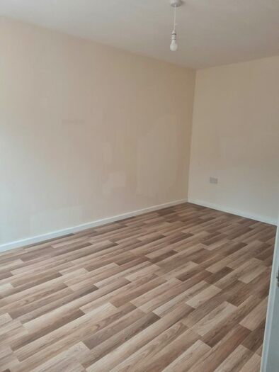 1 Bedroom Flat To Rent In Dumfries Street, Luton LU1