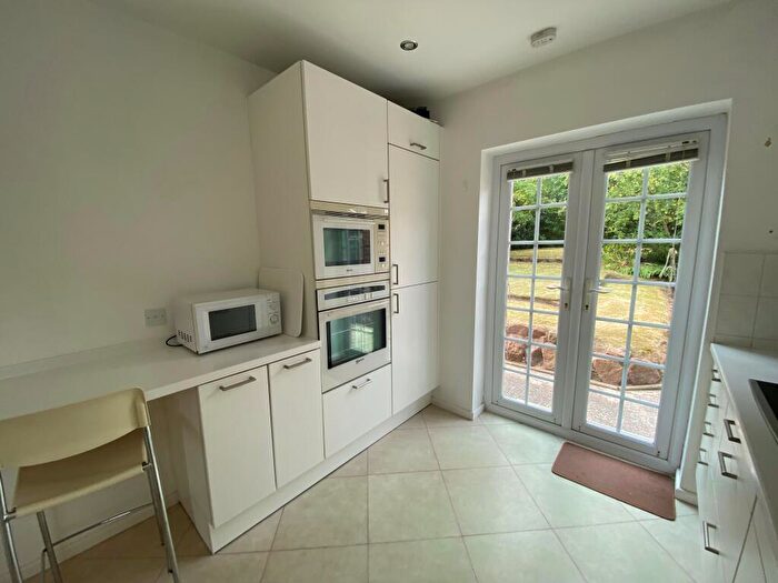 2 Bedroom Detached Bungalow To Rent In Covertside, Newton, CH48