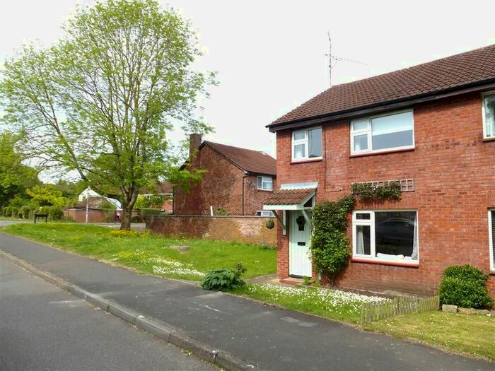 4 Bedroom Property To Rent In Hudson Way, Staplegrove, Taunton, TA2