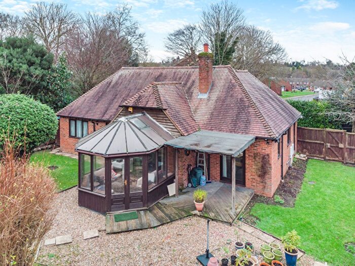 3 Bedroom Bungalow For Sale In The Street, Chilham, Kent, CT4