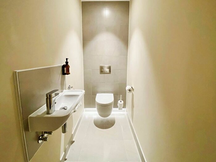 2 Bedroom Flat To Rent In Dimity, Ryedale House, York, YO1