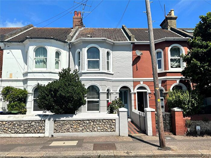 3 Bedroom Terraced House For Sale In Queen Street, Broadwater, Worthing, West Sussex, BN14