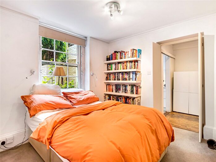 1 Bedroom Flat For Sale In Gloucester Avenue, London, NW1