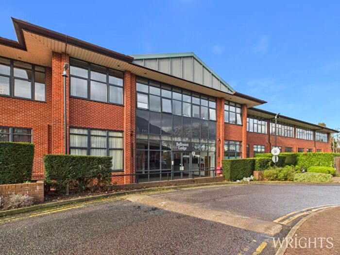 2 Bedroom Duplex For Sale In Mundells, Welwyn Garden City, AL7