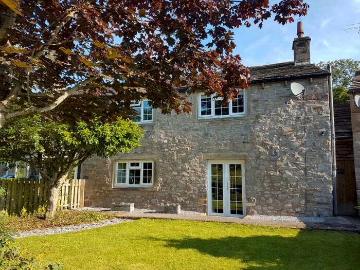 3 Bedroom Cottage To Rent In Coniston Cold, Skipton, BD23