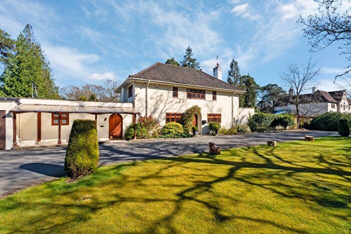 4 Bedroom Detached House For Sale In Slade Oak Lane, Gerrards Cross, Buckinghamshire, SL9