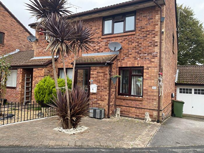2 Bedroom Semi-Detached House To Rent In Barle Close, West End Southampton, SO18