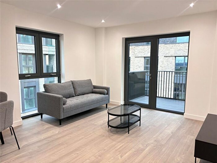 2 Bedroom Apartment To Rent In Darter House, Anax Street, Woodberry Down, N4
