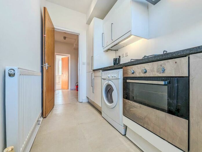1 Bedroom Flat To Rent In Chalcot Square, Primrose Hill, London, NW1