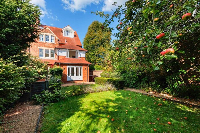 2 Bedroom Apartment For Sale In Polstead Road, Central North Oxford, OX2