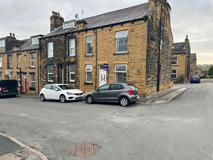 3 Bedroom End Of Terrace House To Rent In Eggleston Street, Leeds, West Yorkshire, LS13