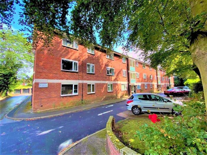 2 Bedroom Flat To Rent In Ashton Lane, Sale, M33