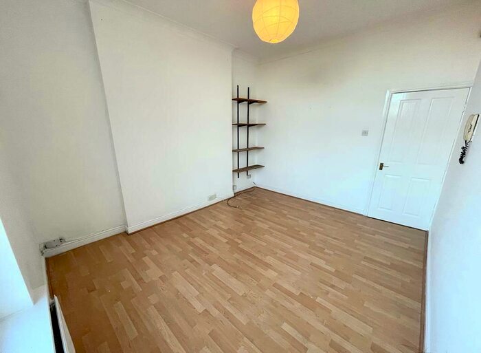 1 Bedroom Flat To Rent In St Clements Road, Chorlton, M21