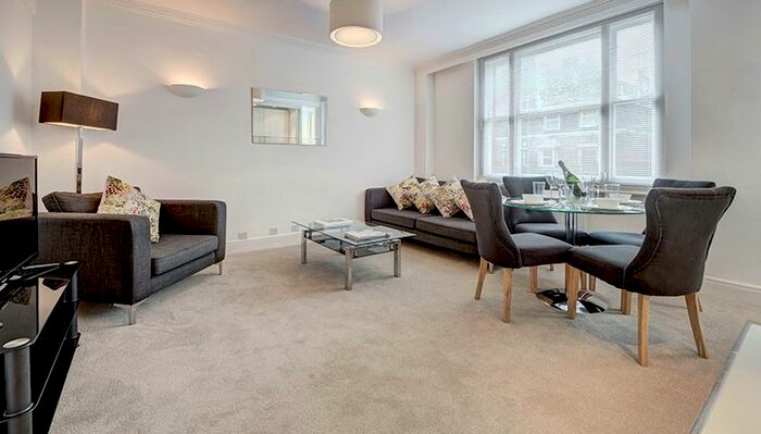 1 Bedroom Flat To Rent In Hill Street, London, W1J