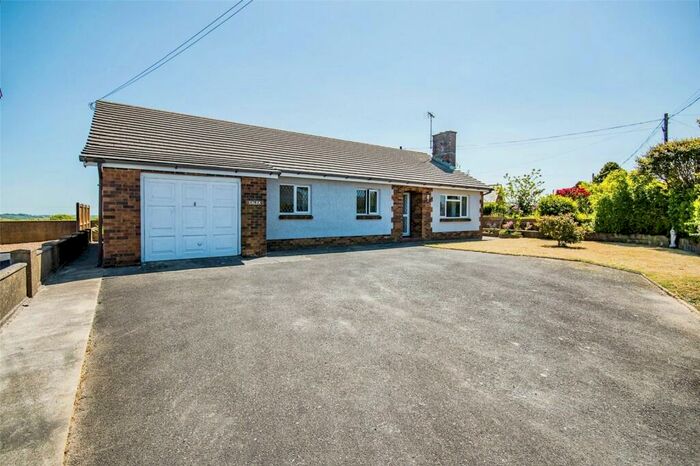 3 Bedroom Bungalow For Sale In Brynhoffnant, Llandysul, Ceredigion, SA44