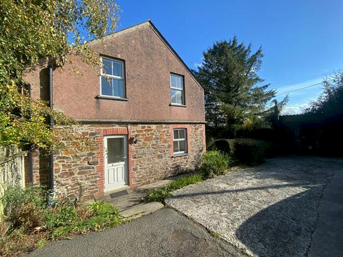 3 Bedroom Cottage To Rent In Silverlands, Boyton, PL15