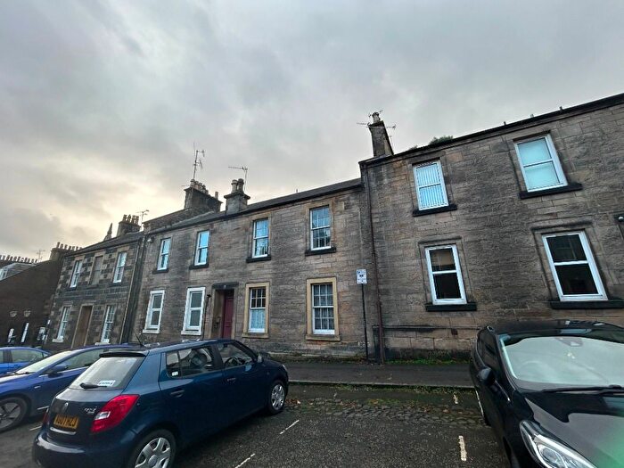 1 Bedroom Flat To Rent In Queen Street, Stirling Town, Stirling, FK8