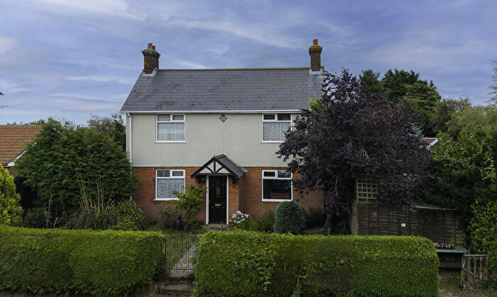 3 Bedroom Detached House For Sale In Alley Road, Kirton, IP10